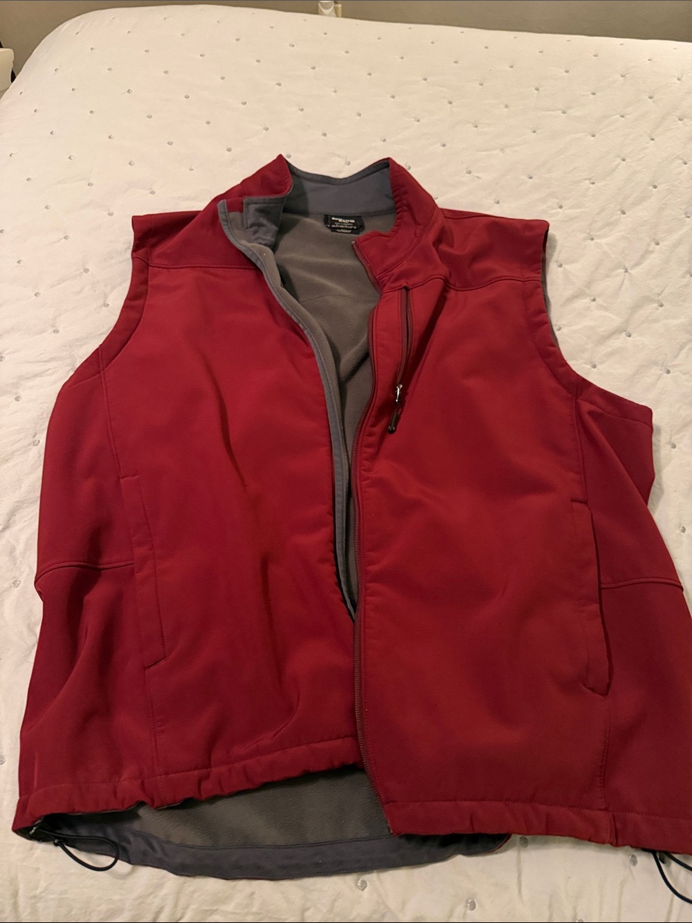 Men's Solaris Dark Red Softshell Vest with Gray Lining - Classic Outdoor Layer
